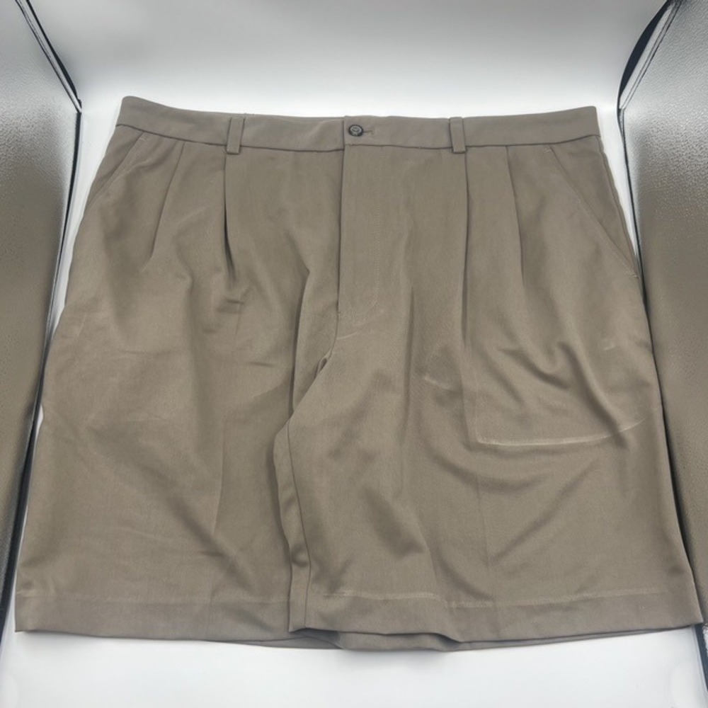 IZOD‎ Men's Pleated Golf Shorts Khaki Casual Activewear Size 40